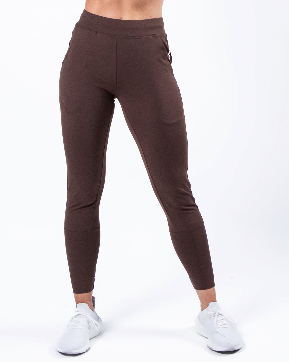 Alphalete 4-Way Stretch Jogger Cafe Femme | ADG-77900536