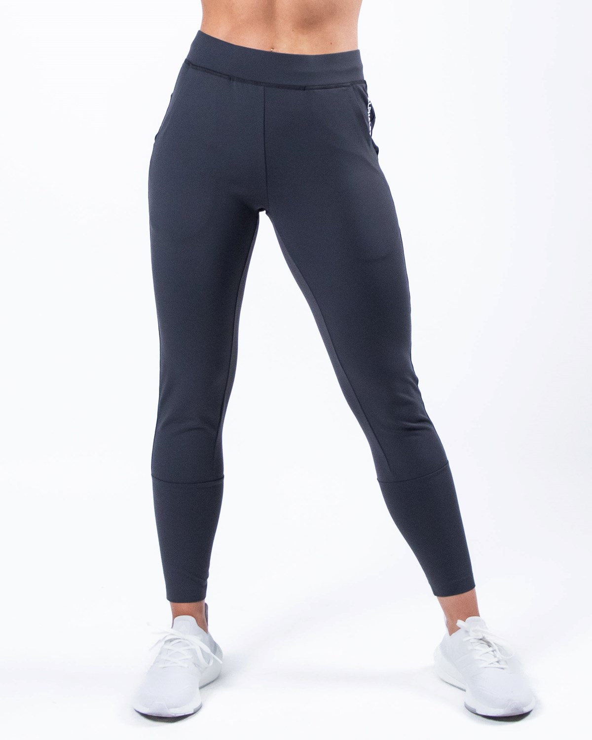 Alphalete 4-Way Stretch Jogger Charcoal Femme | EHC-22937930