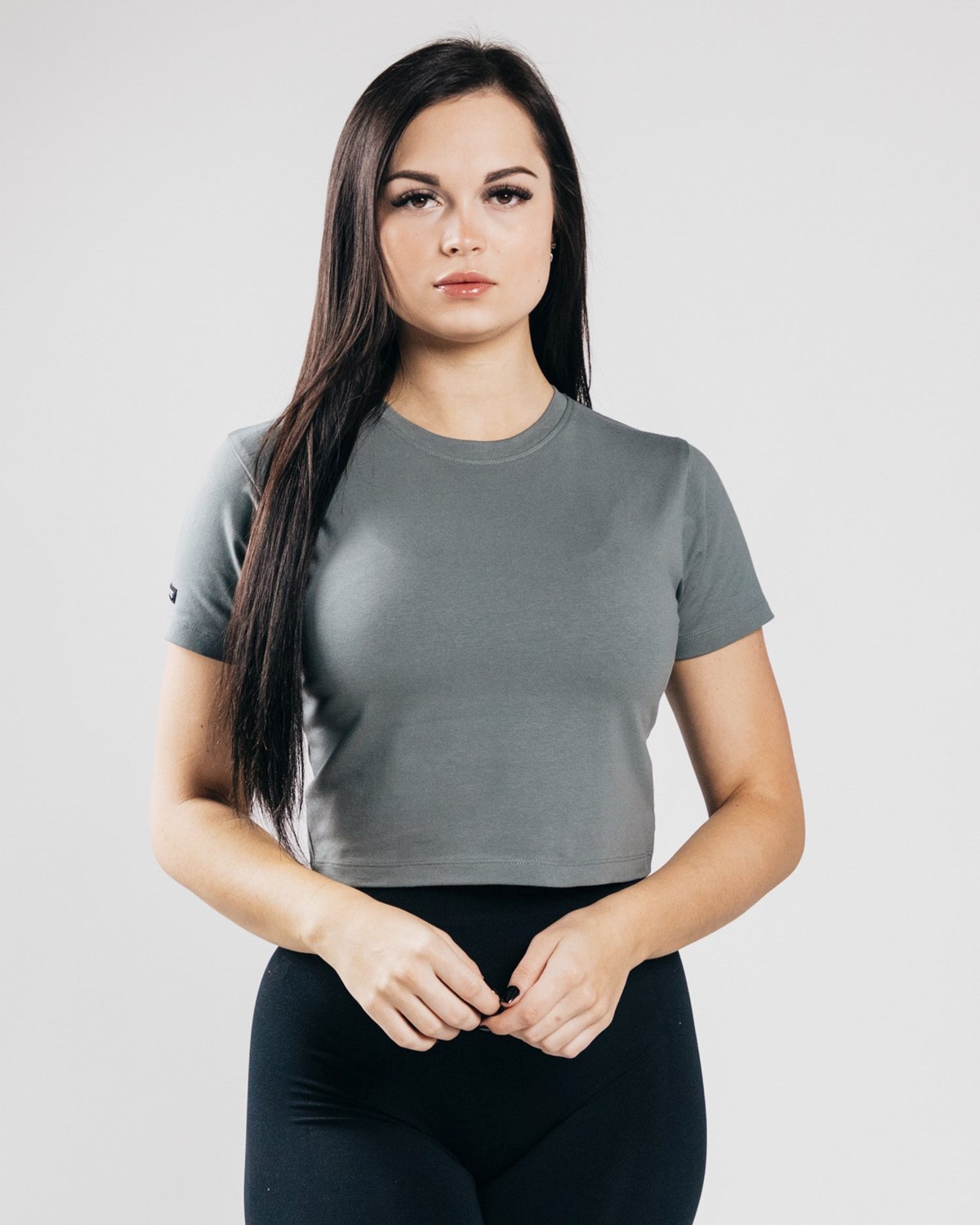 Alphalete Fitted Performance Crop Top Concrete Femme | BNG-66613394