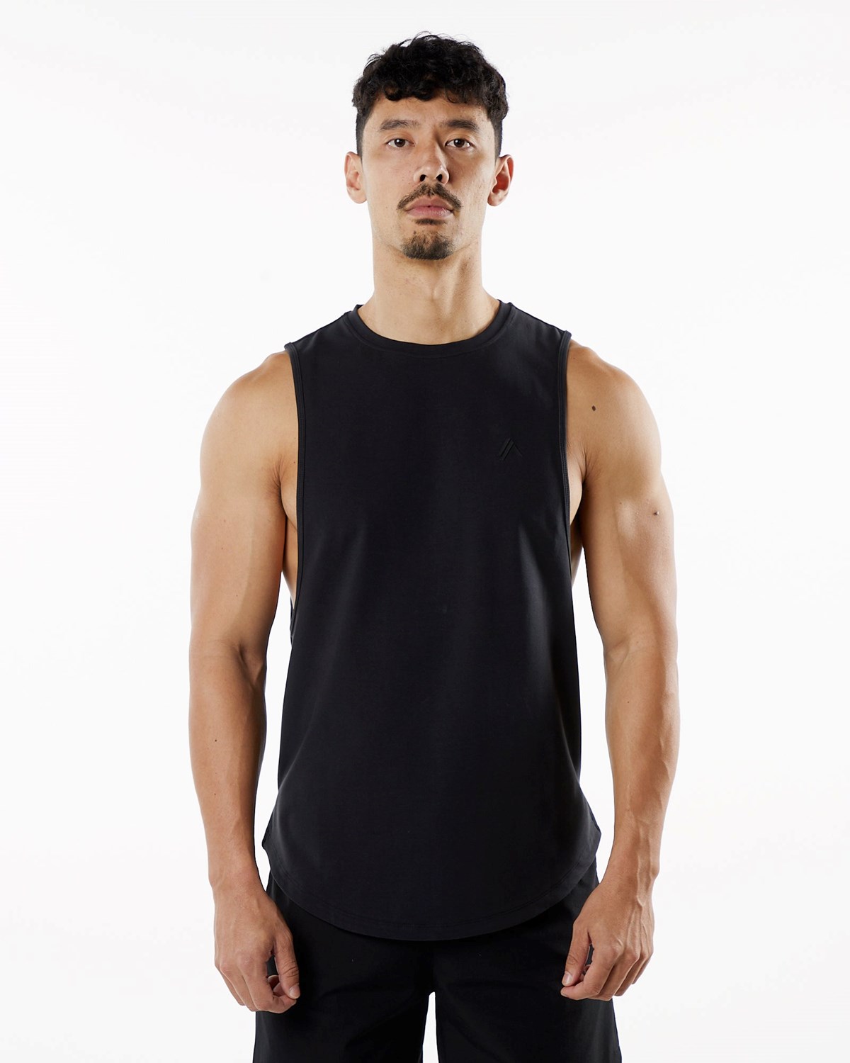 Alphalete Fitted Performance Tank Blackout Homme | CXV-81148650