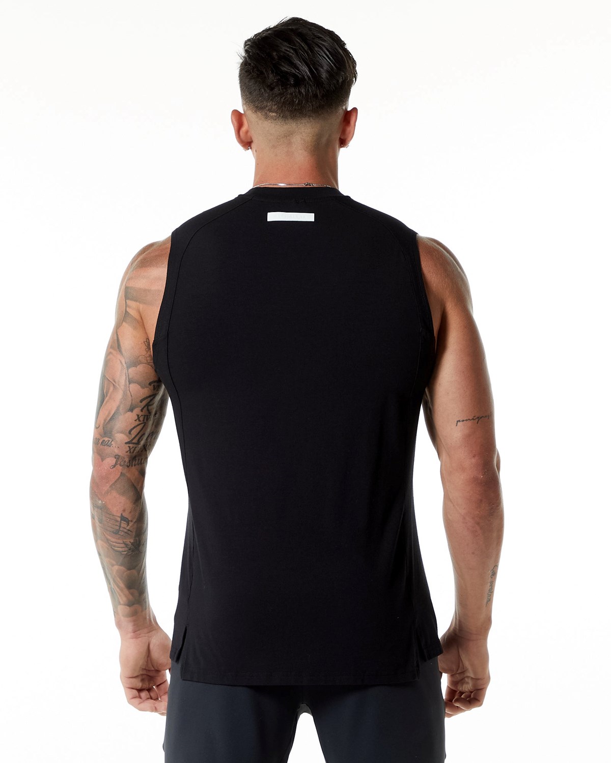 Alphalete High-Neck Premium Tank Noir Homme | RBM-08498822