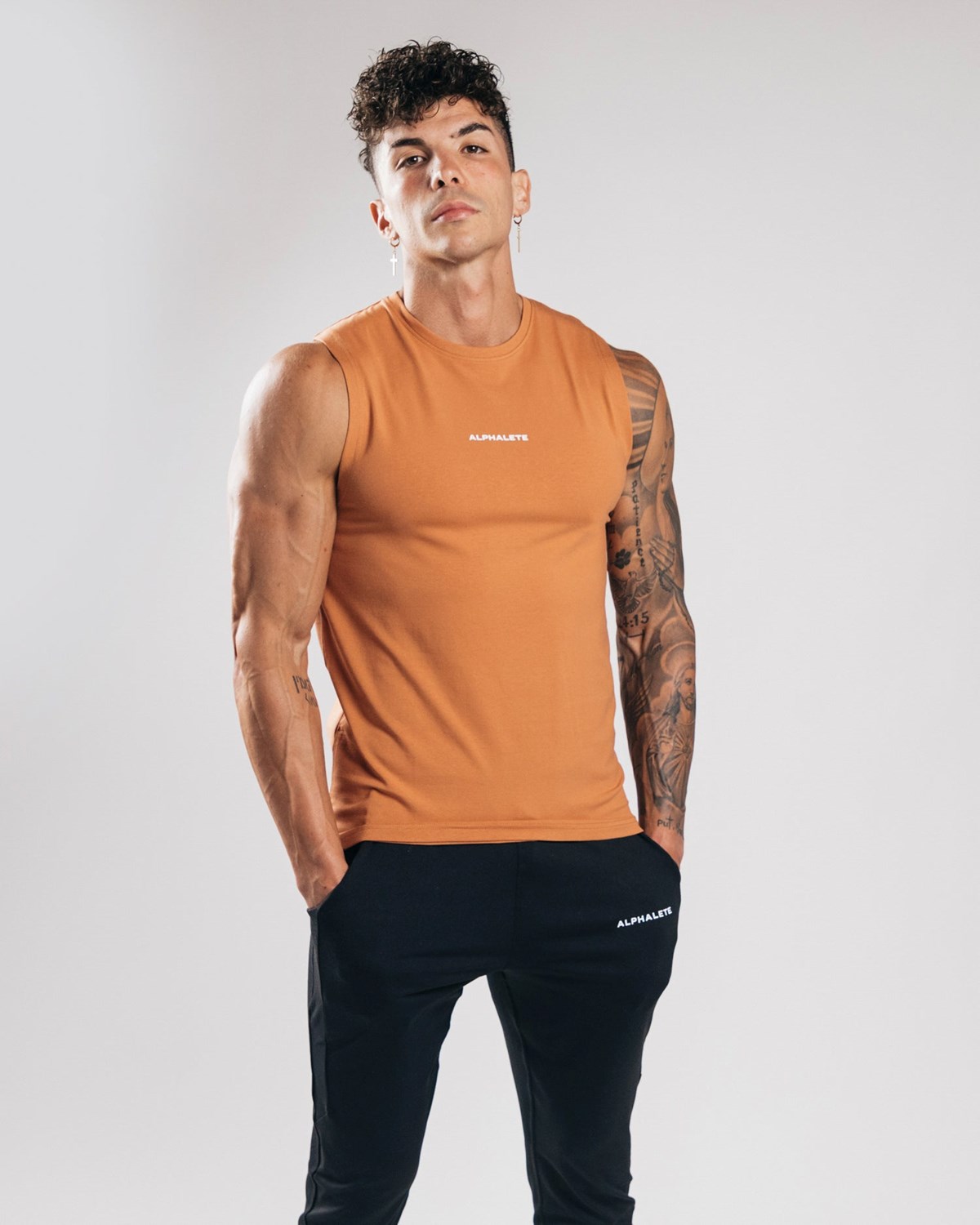 Alphalete Fitted Performance Tank Clay Homme | LPP-21766960