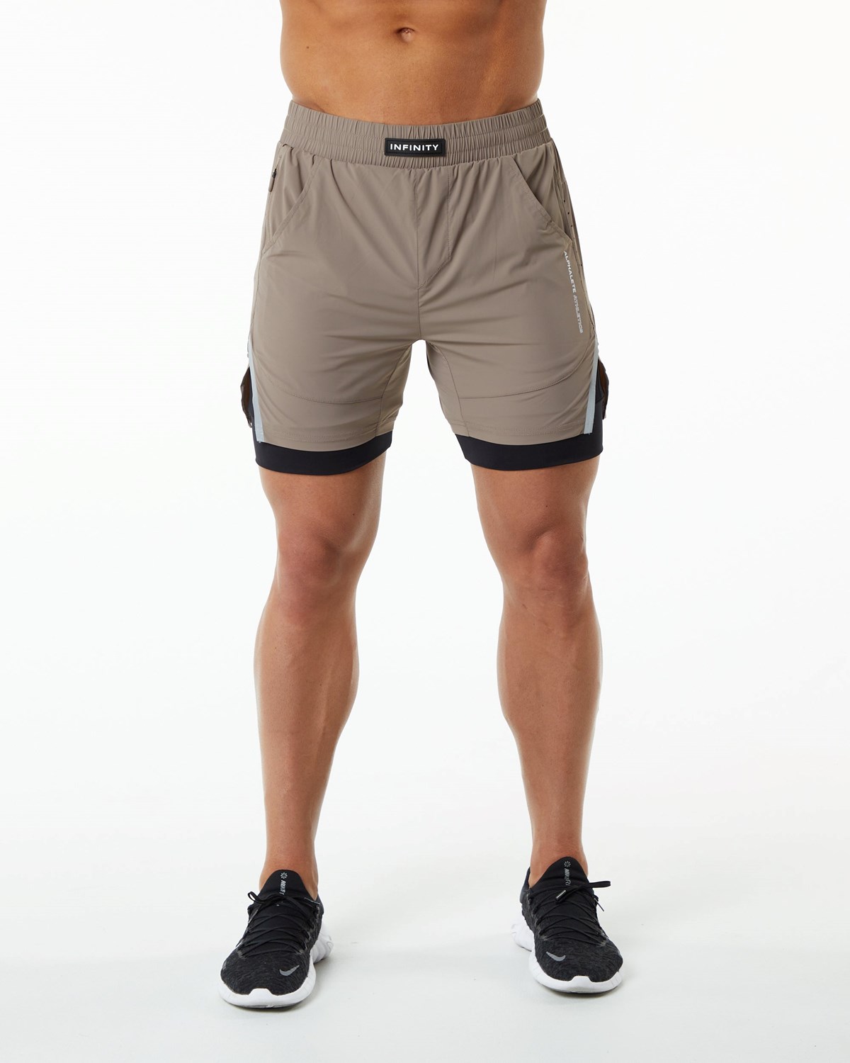 Alphalete Compression Doublée Woven Course Corta Mocha Homme | AJP-76353149