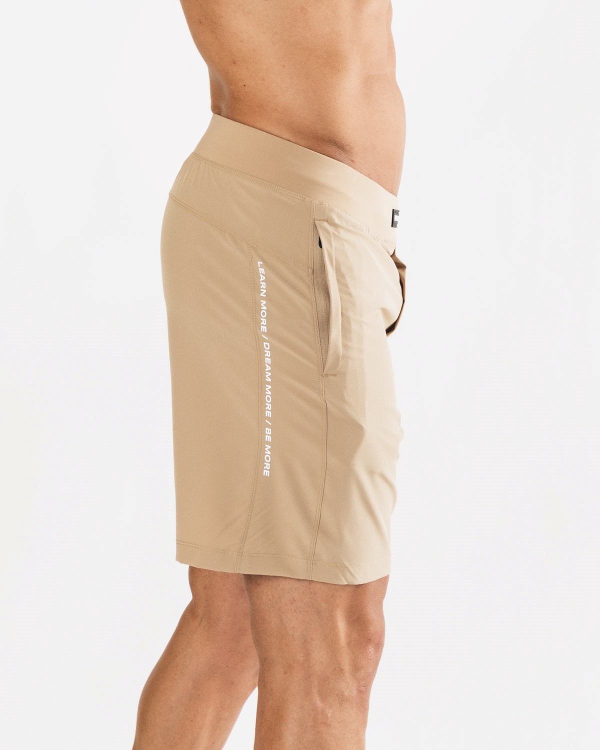 Alphalete Woven 4-Way Stretch 7