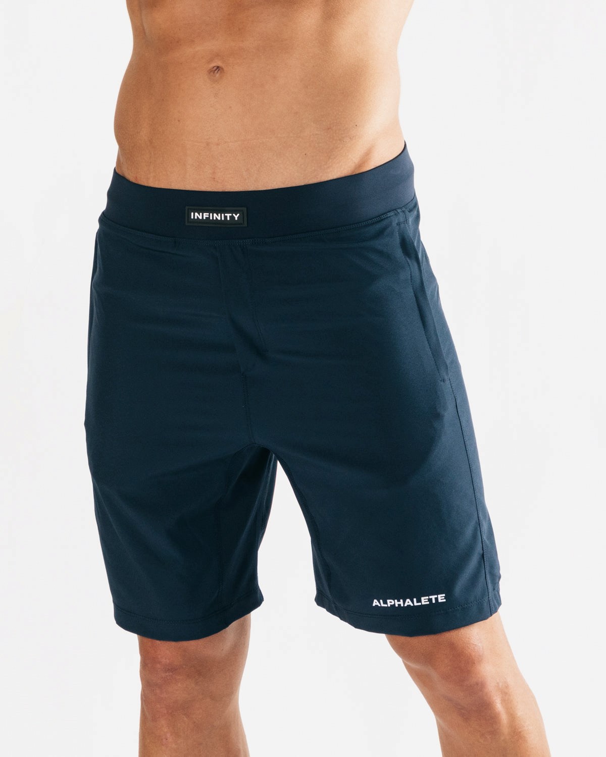 Alphalete Woven 4-Way Stretch 9