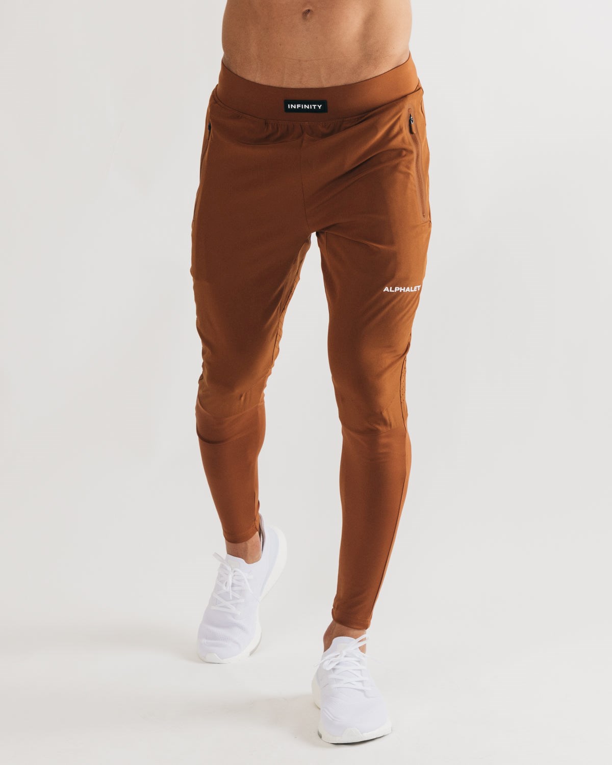 Alphalete Woven 4-Way Stretch 29