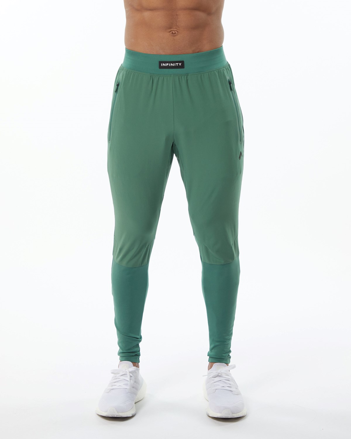 Alphalete Woven 4-Way Stretch 29