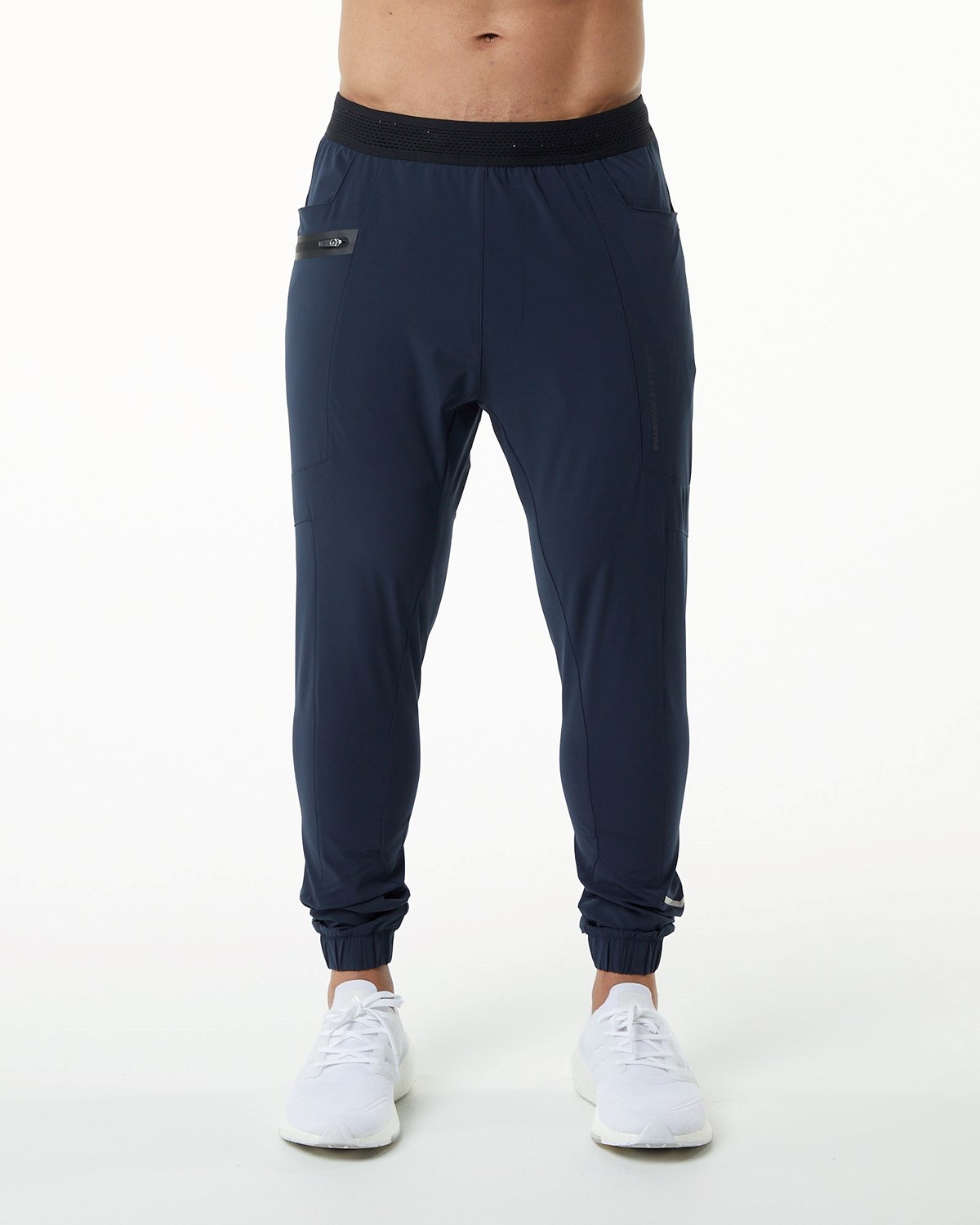 Alphalete Woven 4-Way Stretch 29