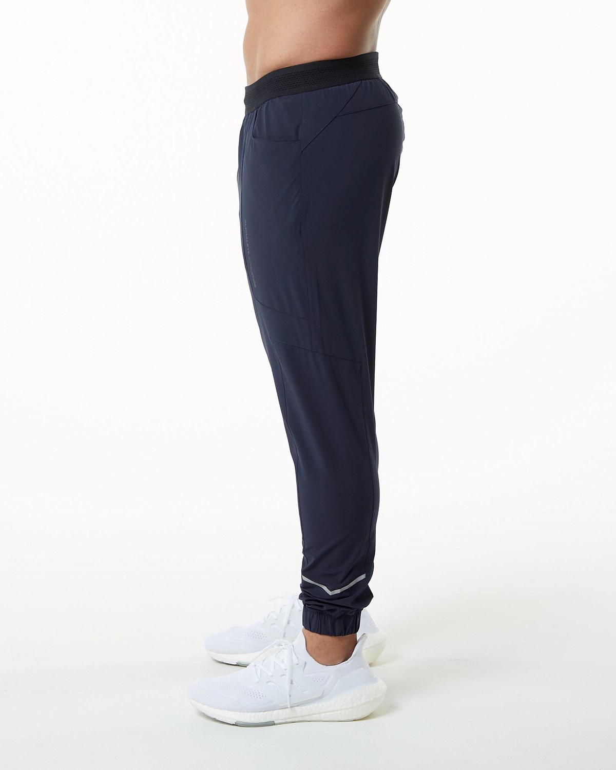 Alphalete Woven 4-Way Stretch 29